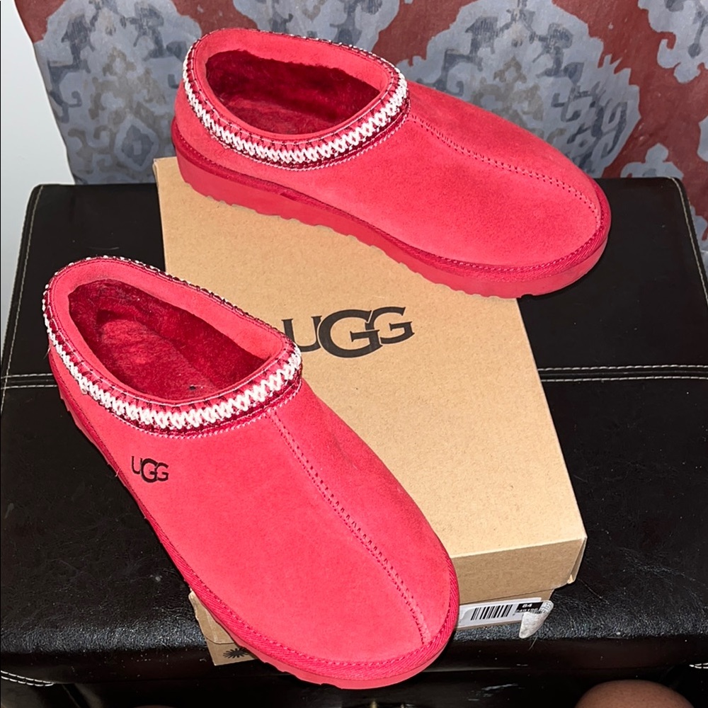 UGG Red Cozy Slippers with Plush Comfort